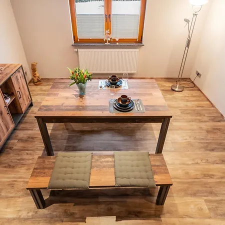 펜션 Eifelhoehe Puetzer *