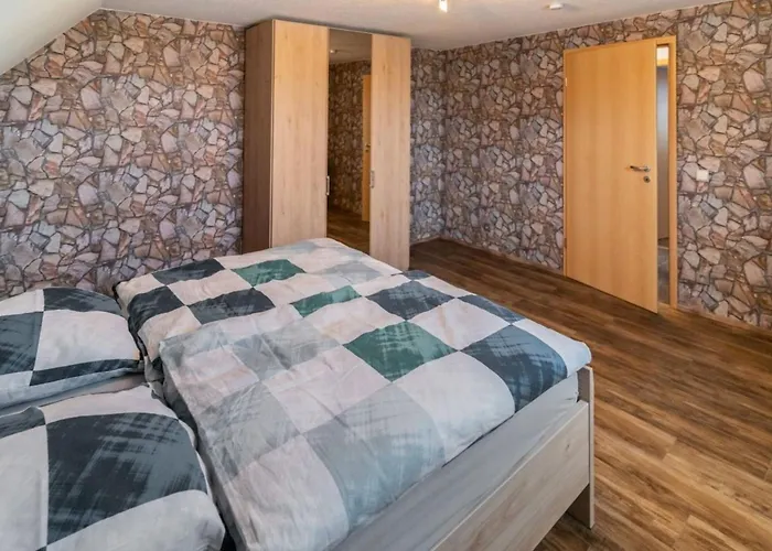 Eifelhoehe Puetzer Feriehus *